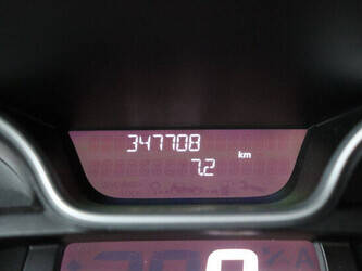 2019-renault-trafic-1427590-45737880