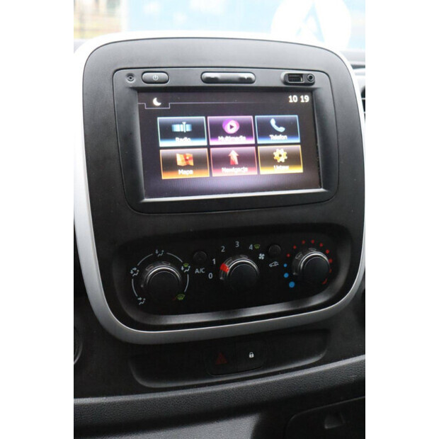 2019 Renault Trafic-45737964