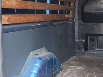 ford-transit-1427593-45738005