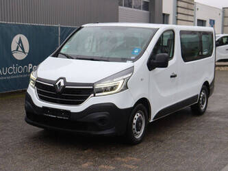 2019-renault-trafic-1427594-45738049