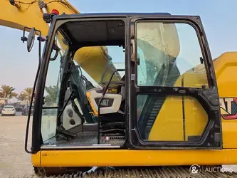 2021-caterpillar-320-1396070-45738709