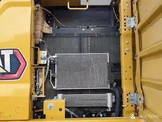 2021-caterpillar-320-1396070-45738721