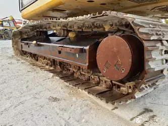 2021-caterpillar-320-1396070-45738762