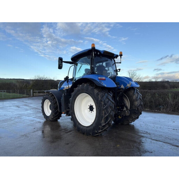 2020 New Holland T7.210-45738876
