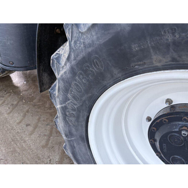 2020 New Holland T7.210-45738883