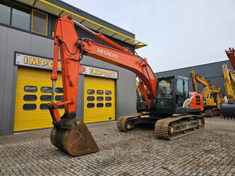 2022-hitachi-zx220lc-1425679-45739254