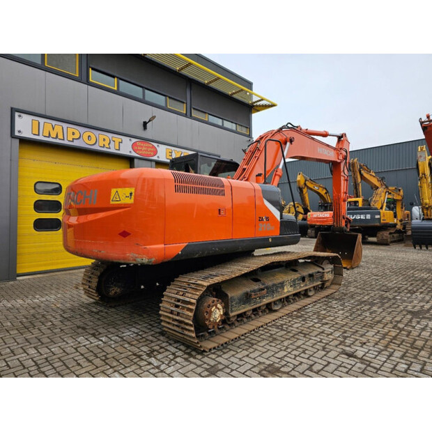 2022 Hitachi ZX220LC-45739272