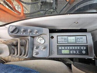 2022-hitachi-zx220lc-1425679-45739300