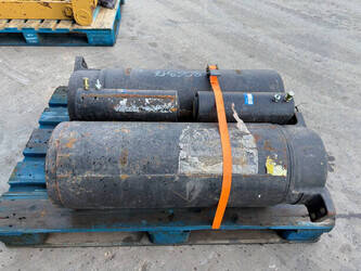 2026-caterpillar-345-45740948