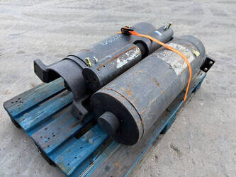 2026-caterpillar-345-45740949