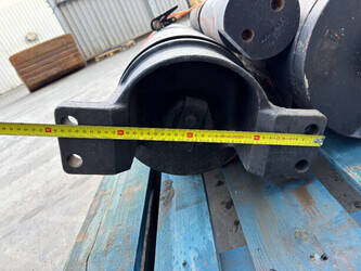 2026-caterpillar-345-45740956