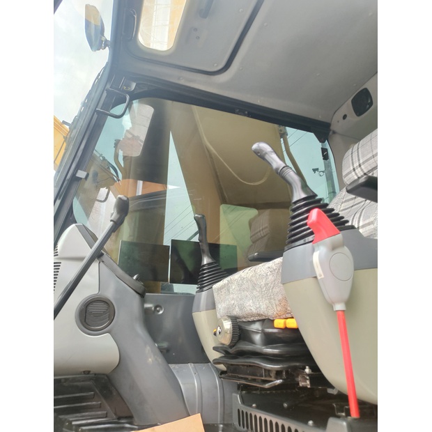 2023 Komatsu PC450LC-8-45741132