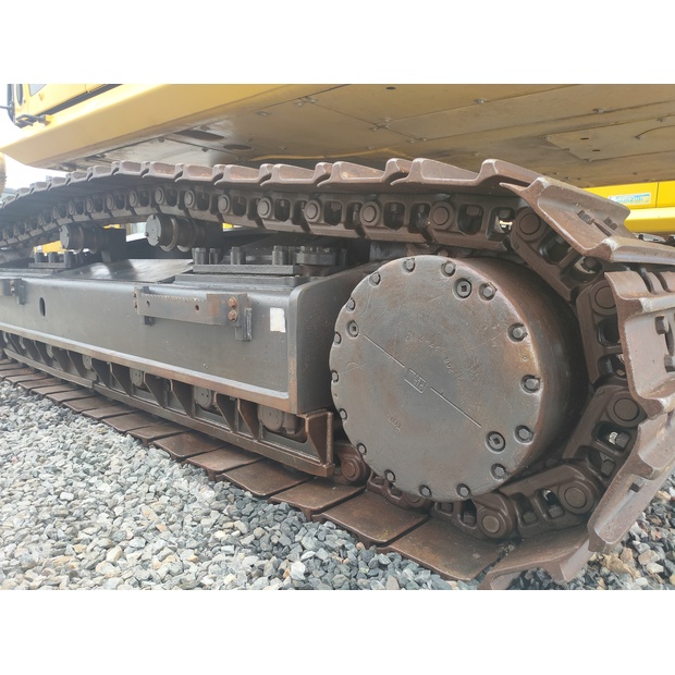 2023 Komatsu PC450LC-8-45741136