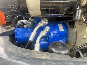 2025-doosan-dx60-9c-45741140