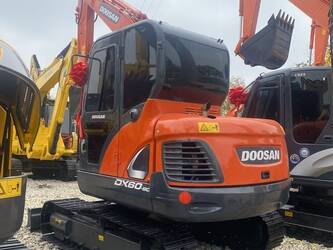 2025-doosan-dx60-9c-45741143