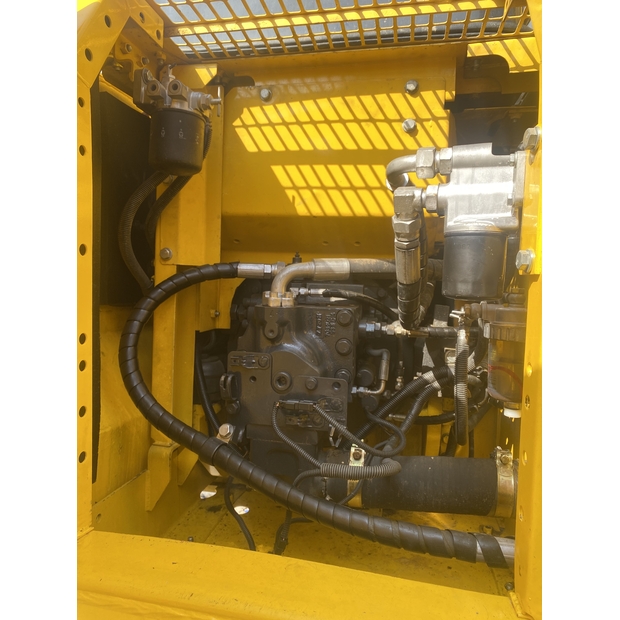 2024 Komatsu PC130-45741178