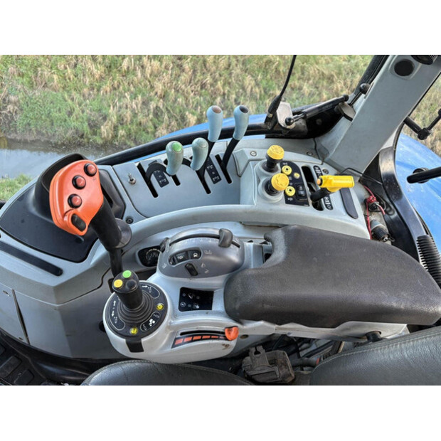 2019 New Holland T7.210-45741291