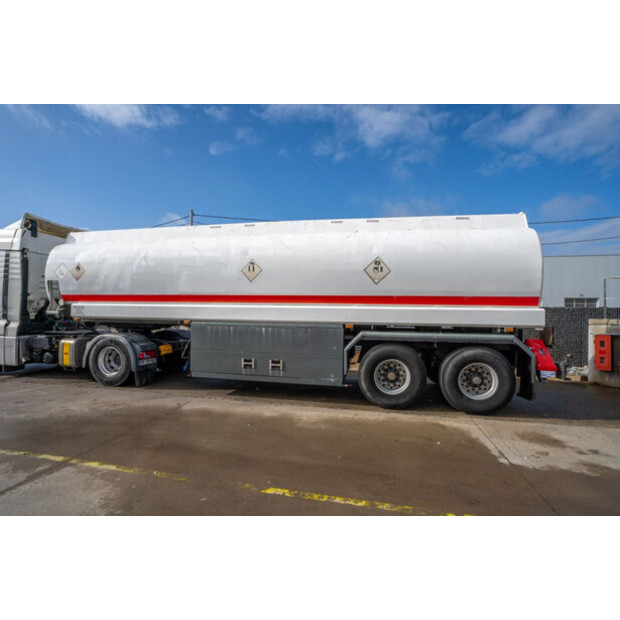 1999 إي كيه دبليو OTHERS-45741561