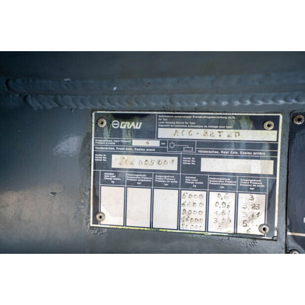 1999 إي كيه دبليو OTHERS-45741578