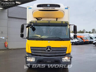 2015-mercedes-benz-atego-1324-1331677-45741744