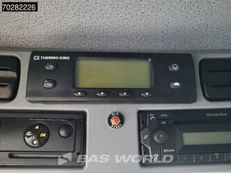 2015-mercedes-benz-atego-1324-1331677-45741804