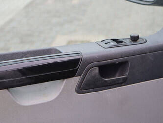 volkswagen-transporter-1427849-45741895