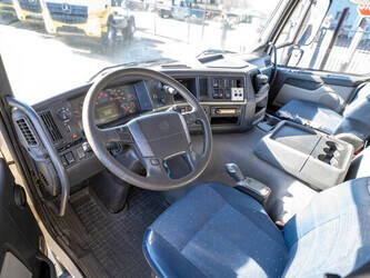 2010-volvo-fm-330-1427850-45741929