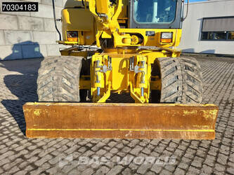 2011-komatsu-pw118mr-8-1427853-45742258