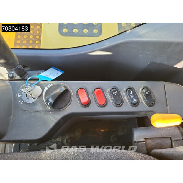 2011 Komatsu PW118MR-8-45742281