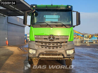 2014-mercedes-benz-arocs-2636-1427858-45742462