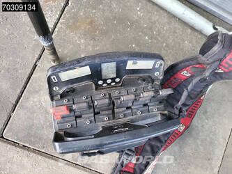 2014-mercedes-benz-arocs-2636-1427858-45742463