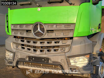 2014-mercedes-benz-arocs-2636-1427858-45742467