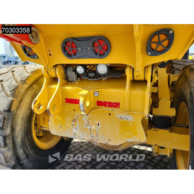 2016 BELL B30E-45742786