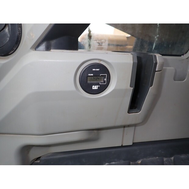 2018 Caterpillar 326F LN-45749414