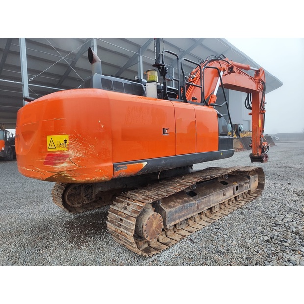 2020 هيتاشى ZX250LCN-6-45749438