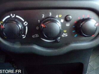 2015-renault-twingo-1427933-45755982