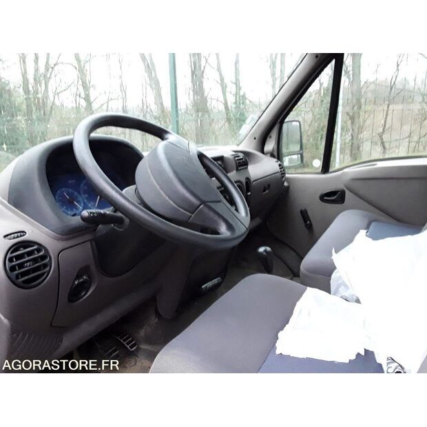 1999 Renault Master-45756009