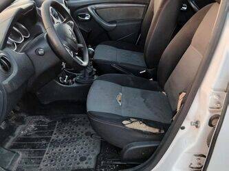 2017-dacia-duster-1427938-45756033