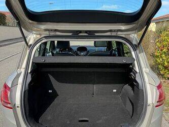 2013-ford-b-max-1427939-45756047