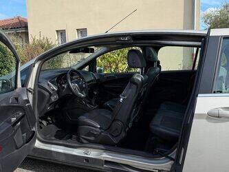 2013-ford-b-max-1427939-45756048