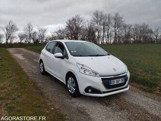 2016-peugeot-208-1427944-45756088