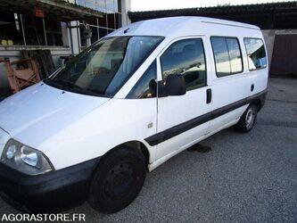 peugeot-expert-1427949-45756152