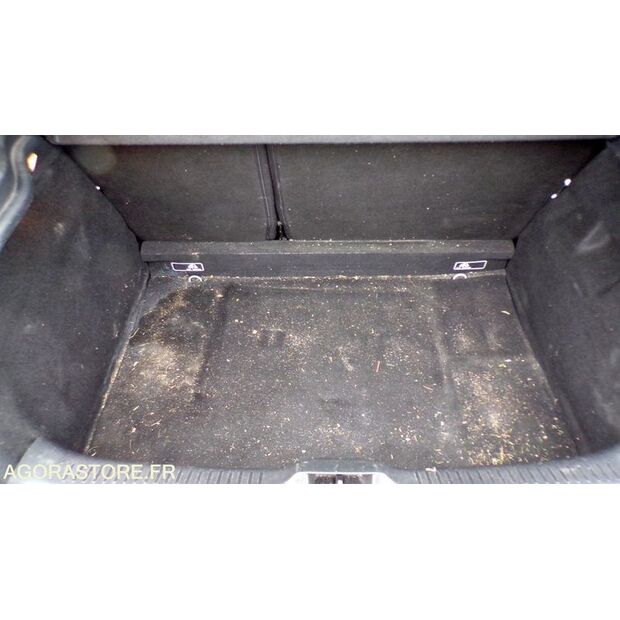 2015 رينو Clio-45756304