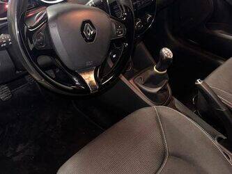 2013-renault-clio-1427970-45756354