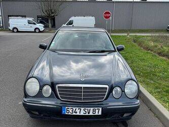 1999-mercedes-benz-e220-1427972-45756365