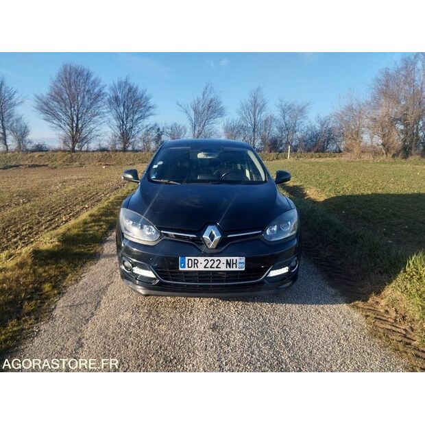 2015 رينو Megane-45756469