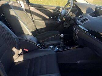 2015-renault-megane-1427979-45756473