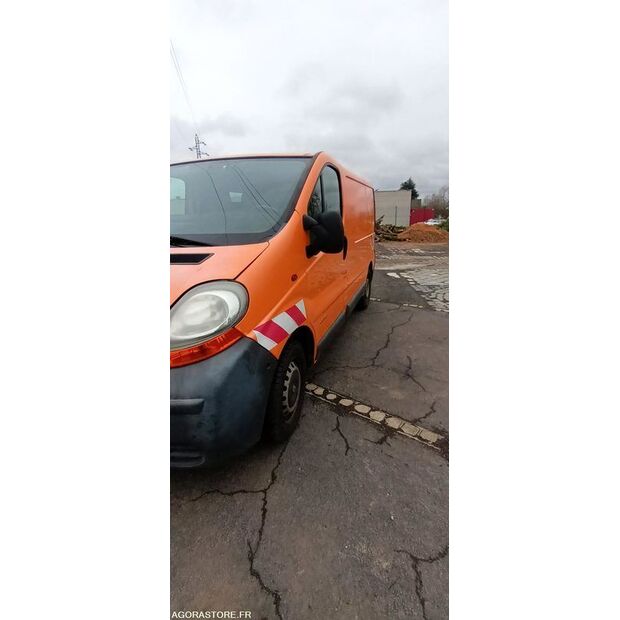 2004 Renault Trafic-45756508