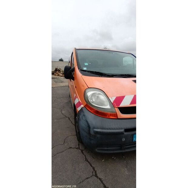 2004 Renault Trafic-45756510