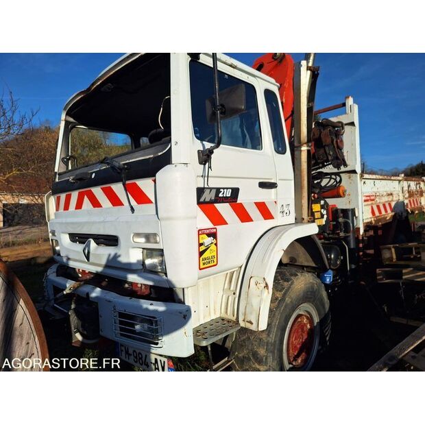 1999 Renault M210-45756730